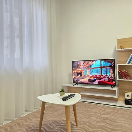 Apartment Rustic Center Vibes Tirana