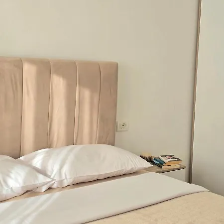 Comfort * Τίρανα